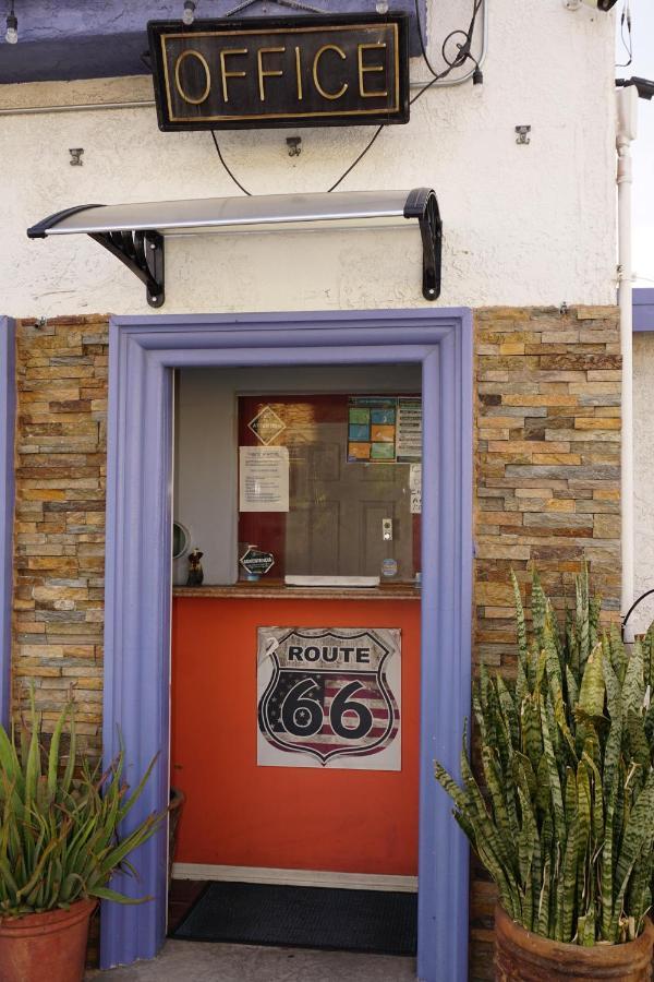 Route 66 Motel - Rialto Esterno foto